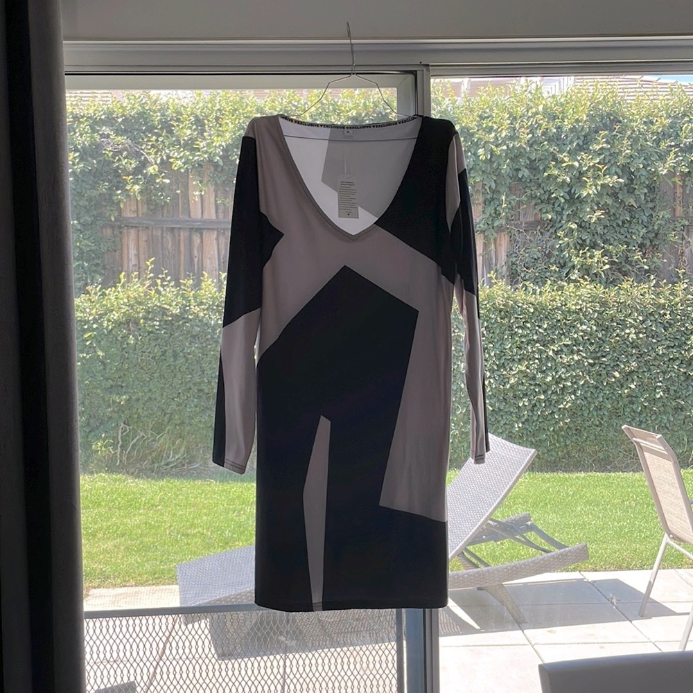 NEW! Beige and black, color block dress